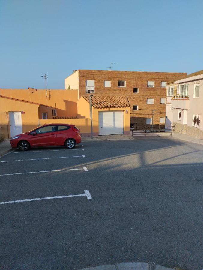 Apartamentos Canana De Vega Flix Exterior photo